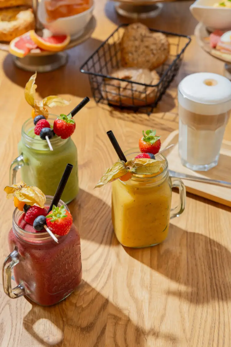 frische Fruchtshakes zum Frühstück